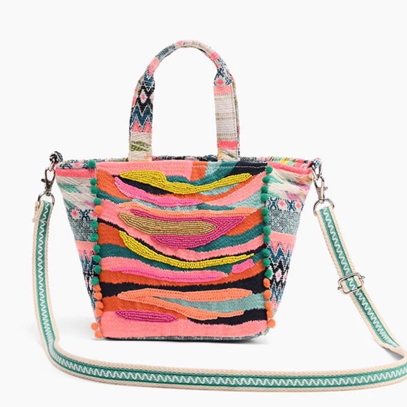 America & Beyond Daphne Small Tote NWT - Picture 2 of 9